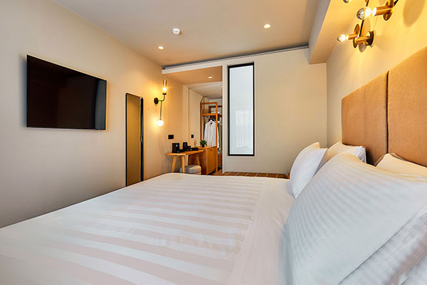 Enorme Epavli Urban Living
