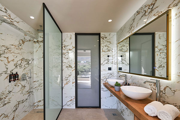 Enorme Epavli Urban Living