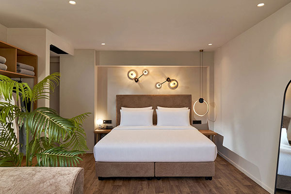 Enorme Epavli Urban Living