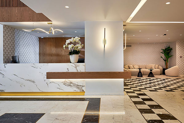 Enorme Epavli Urban Living